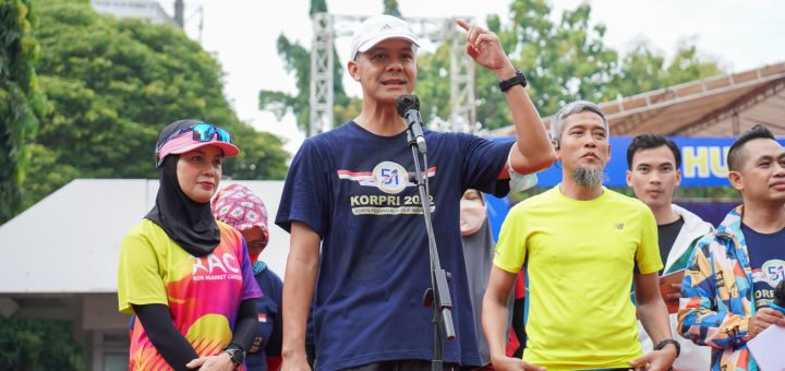RSJD Surakarta dalam Jalan Sehat Peringatan HUT ke-51 Korpri